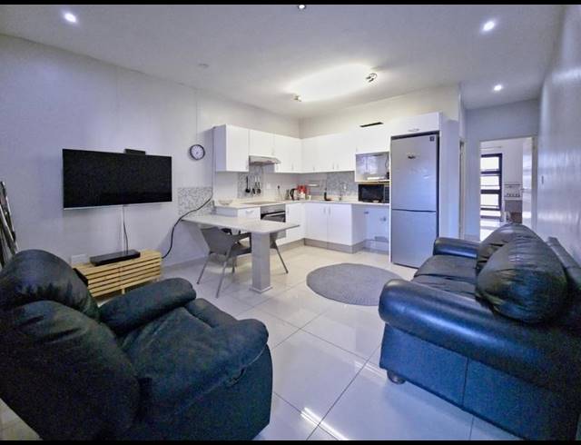 1 BEDROOM APARTMENT FOR SALE IN UMHLANGA RIDGE
